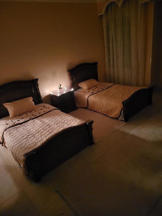 Hk Pyramids Guest House カイロ エクステリア 写真
